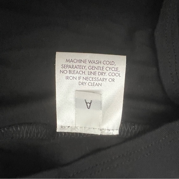 Eileen Fisher Half Sleeve Scoop Neck Dress BLK SZ M Classic Flouncy Minimalist - Picture 7 of 8